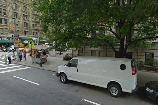 This is how consistent the pair is at swapping: Kumtas' van is in this Googlemaps photo!